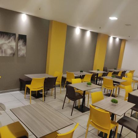 Hm Hotel Expo Inn Μπογκοτά Εξωτερικό φωτογραφία